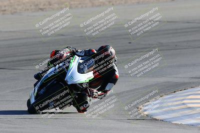 media/Jan-08-2022-SoCal Trackdays (Sat) [[1ec2777125]]/Turn 10 (2pm)/